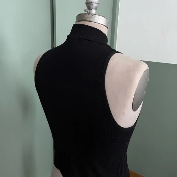 Dynamite crop top - Picture 2 of 3